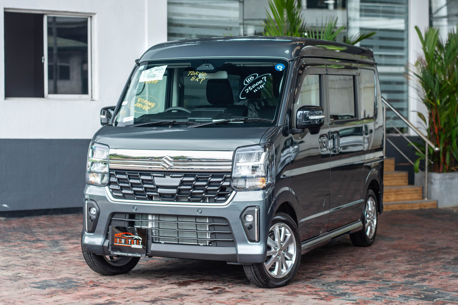 Suzuki Wagon W18